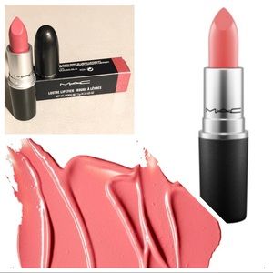 NWT MAC LUSTRE LIPSTICK-520 SEE SHEER